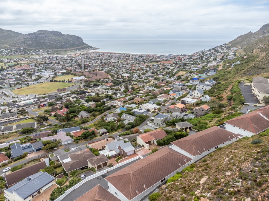 2 Bedroom Property for Sale in Fish Hoek Western Cape